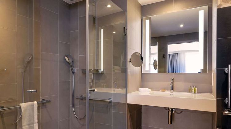 Hilton Garden Inn Massy Room