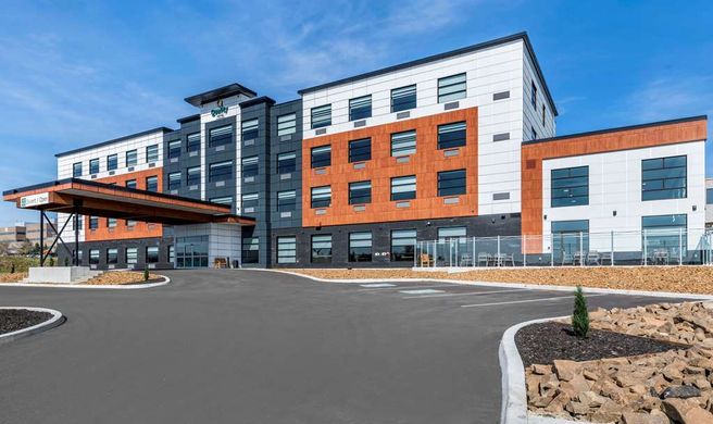 Quality Hotel & Conference Centre Exterior