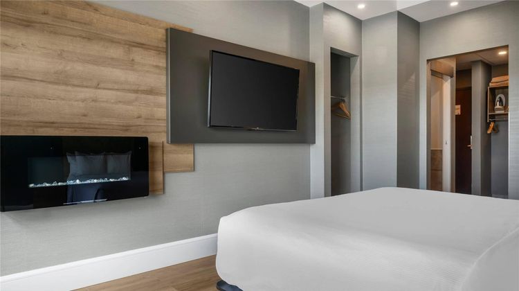 Quality Hotel & Conference Centre Suite