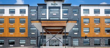 Quality Hotel & Conference Centre Exterior