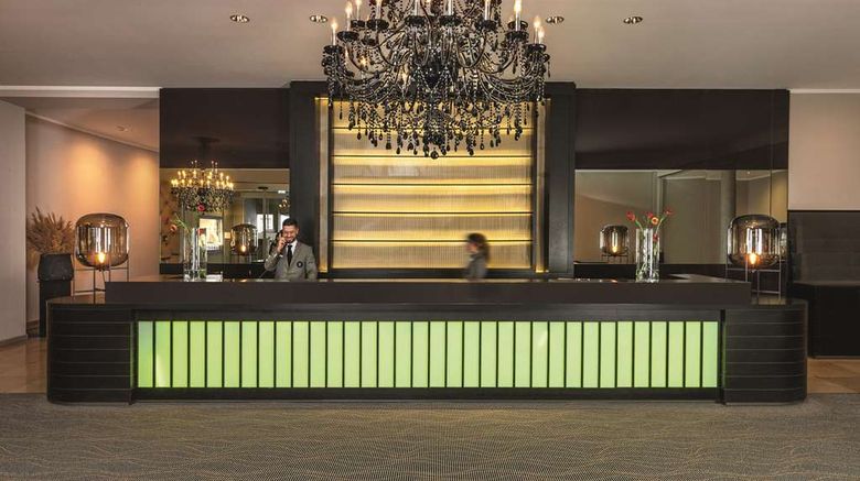 <b>Hotel Maximilian's Lobby</b>. Images powered by <a href="https://iceportal.shijigroup.com/" title="IcePortal" target="_blank">IcePortal</a>.