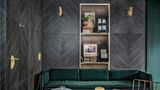 <b>Handsome Hotel Lobby</b>. Images powered by <a href="https://iceportal.shijigroup.com/" title="IcePortal" target="_blank">IcePortal</a>.