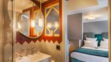 <b>Handsome Hotel Room</b>. Images powered by <a href="https://iceportal.shijigroup.com/" title="IcePortal" target="_blank">IcePortal</a>.
