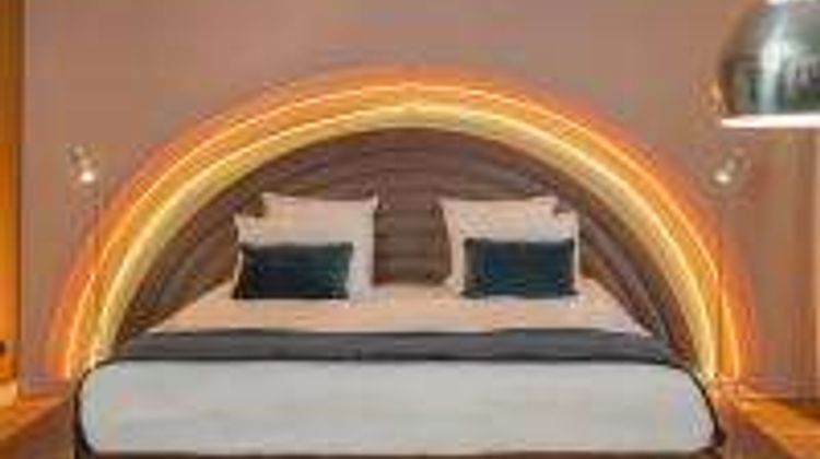 Seven Hotel Suite
