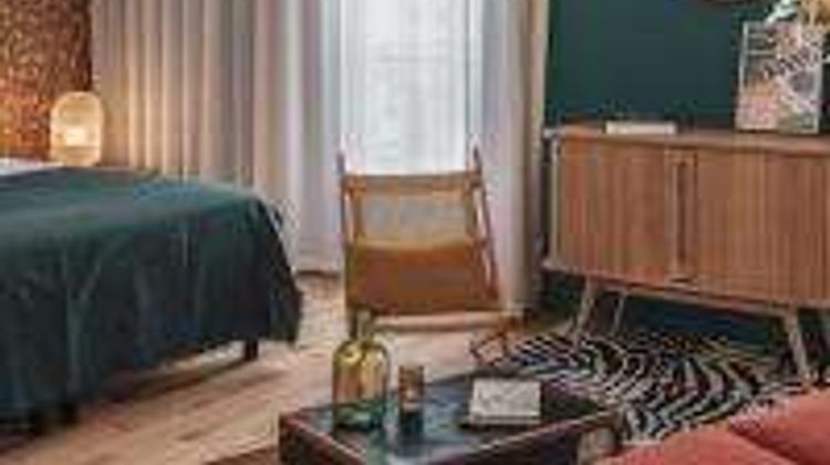 Seven Hotel Suite