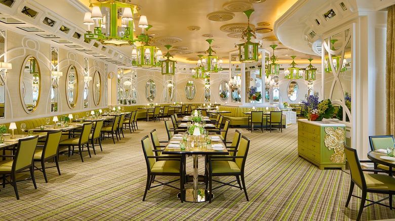 <b>Encore Boston Harbor Restaurant</b>. Images powered by <a href="https://iceportal.shijigroup.com/" title="IcePortal" target="_blank">IcePortal</a>.