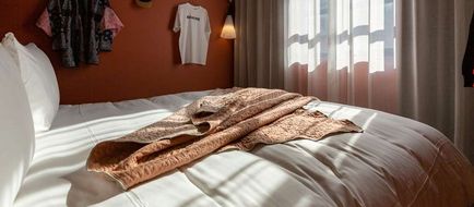 MOB Hotel Paris les Puces Room