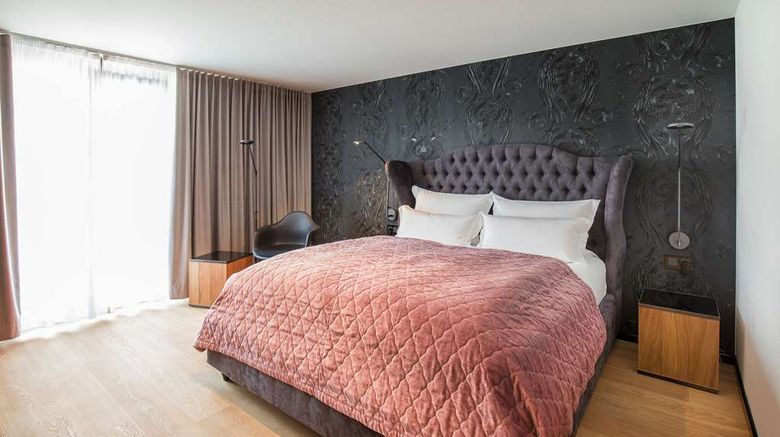<b>Hotel La Maison Room</b>. Images powered by <a href="https://iceportal.shijigroup.com/" title="IcePortal" target="_blank">IcePortal</a>.