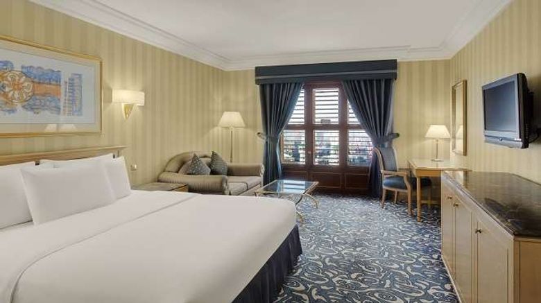 <b>Makkah Hotel Room</b>. Images powered by <a href="https://iceportal.shijigroup.com/" title="IcePortal" target="_blank">IcePortal</a>.