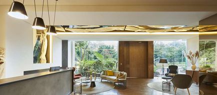 Cassa Luxury Homes Lobby