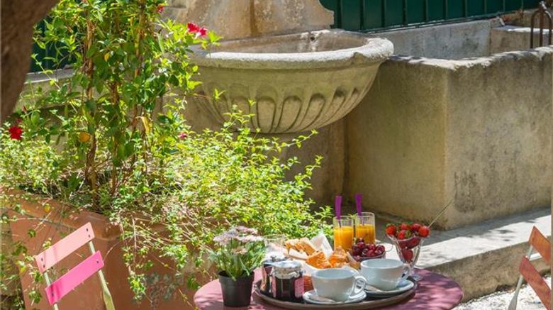 <b>Hotel Du Forum Restaurant</b>. Images powered by <a href="https://iceportal.shijigroup.com/" title="IcePortal" target="_blank">IcePortal</a>.