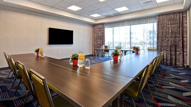 Hampton Inn & Suites Convention Center Meeting