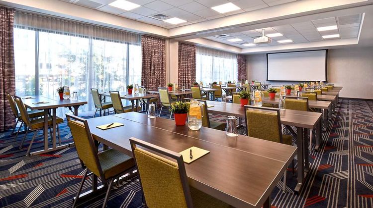Hampton Inn & Suites Convention Center Meeting