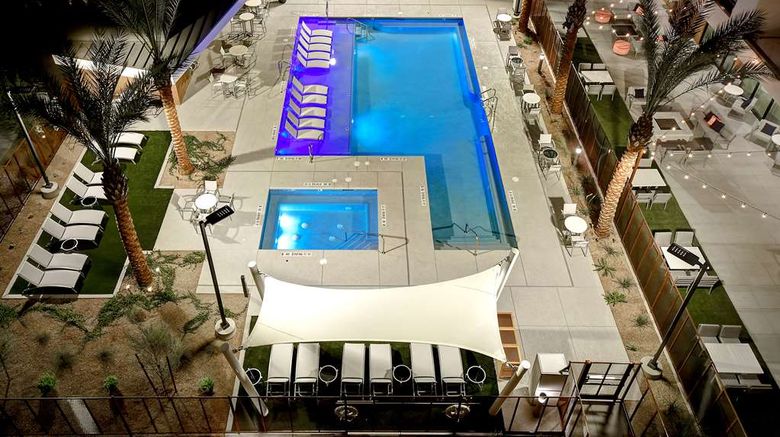 <b>Home2 Stes by Hilton Las Vegas Conv Cntr Pool</b>. Images powered by <a href="https://iceportal.shijigroup.com/" title="IcePortal" target="_blank">IcePortal</a>.
