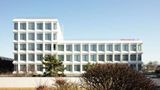 <b>Hilton Garden Inn Paris Orly Airport Exterior</b>. Images powered by <a href="https://iceportal.shijigroup.com/" title="IcePortal" target="_blank">IcePortal</a>.