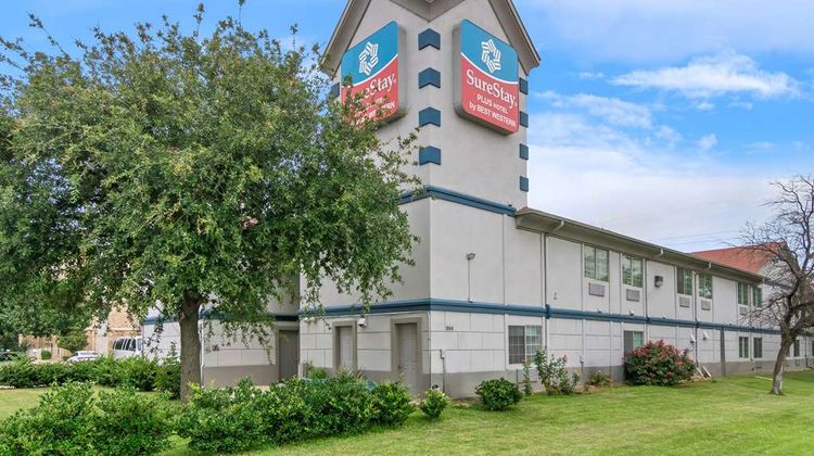 SureStay Plus by BW Benbrook Ft Worth Exterior