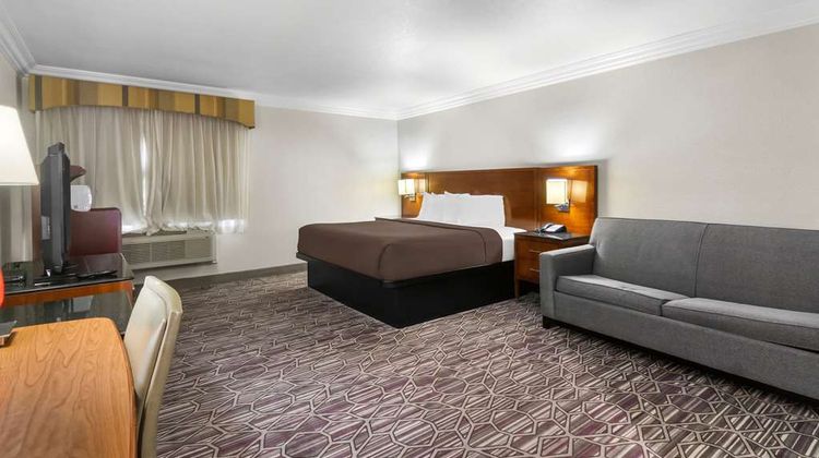 SureStay Plus by BW Benbrook Ft Worth Room