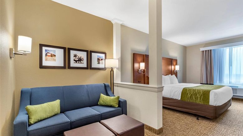 <b>Comfort Suites Ft Sam Houston/SAMMC Area Suite</b>. Images powered by <a href="https://iceportal.shijigroup.com/" title="IcePortal" target="_blank">IcePortal</a>.