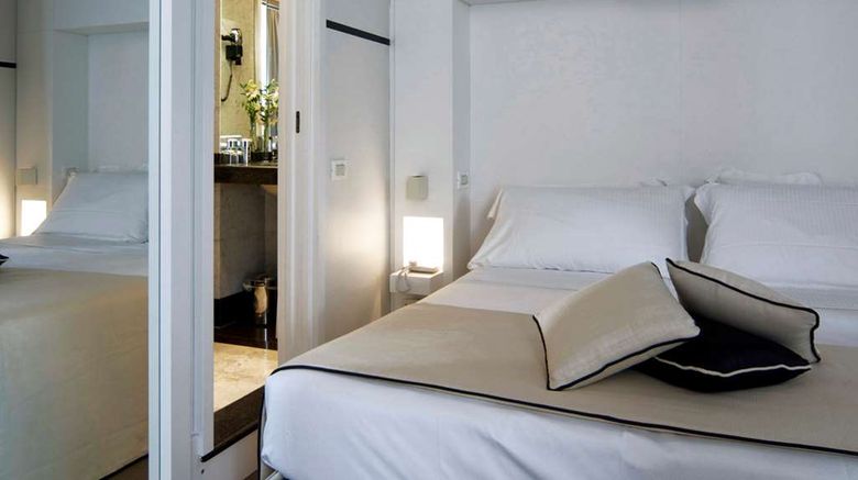 <b>Hotel Piccolo Portofino Room</b>. Images powered by <a href="https://iceportal.shijigroup.com/" title="IcePortal" target="_blank">IcePortal</a>.