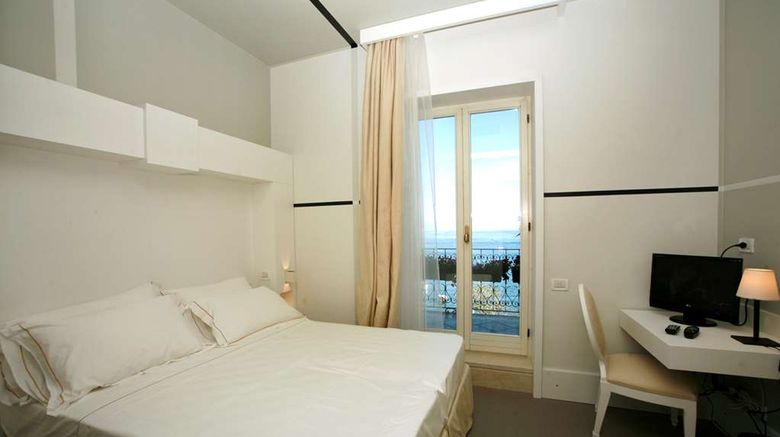 <b>Hotel Piccolo Portofino Room</b>. Images powered by <a href="https://iceportal.shijigroup.com/" title="IcePortal" target="_blank">IcePortal</a>.