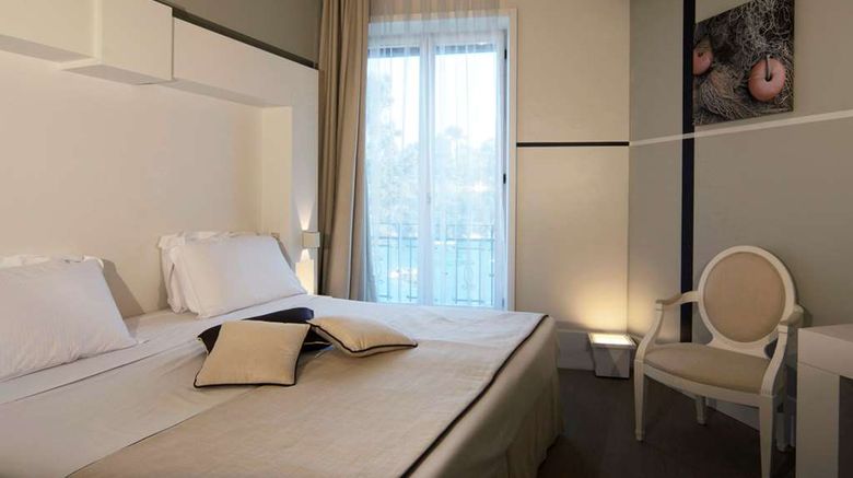 <b>Hotel Piccolo Portofino Room</b>. Images powered by <a href="https://iceportal.shijigroup.com/" title="IcePortal" target="_blank">IcePortal</a>.