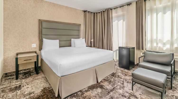 The Hue Hotel, Ascend Hotel Collection Room