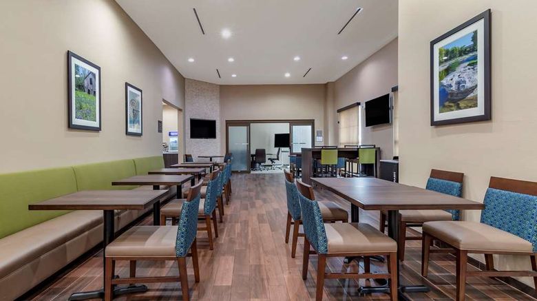 <b>Comfort Suites Cedar Park - Austin Northwest Restaurant</b>. Images powered by <a href="https://iceportal.shijigroup.com/" title="IcePortal" target="_blank">IcePortal</a>.