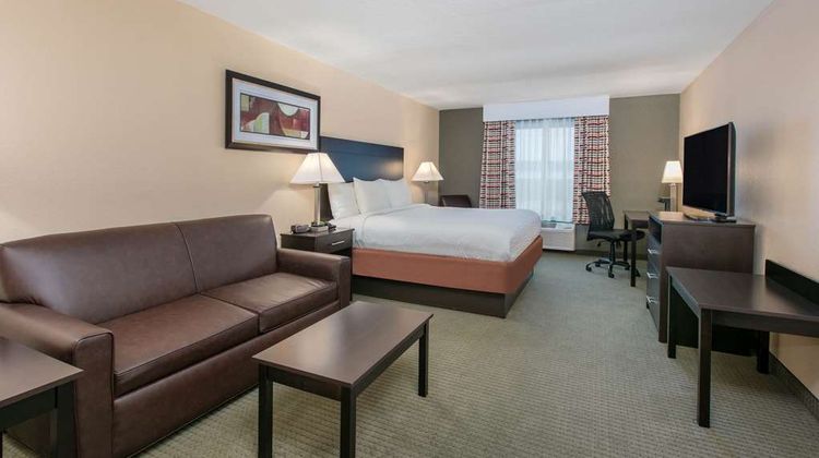 Days Inn & Suites Florence Suite