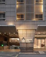Lakeshore Hotel Metropolis