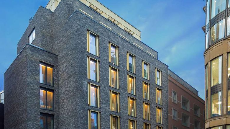 <b>The Guardsman Exterior</b>. Images powered by <a href="https://iceportal.shijigroup.com/" title="IcePortal" target="_blank">IcePortal</a>.