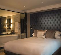 The Guardsman Room
