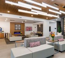 Best Western Plus Dauphin Lobby