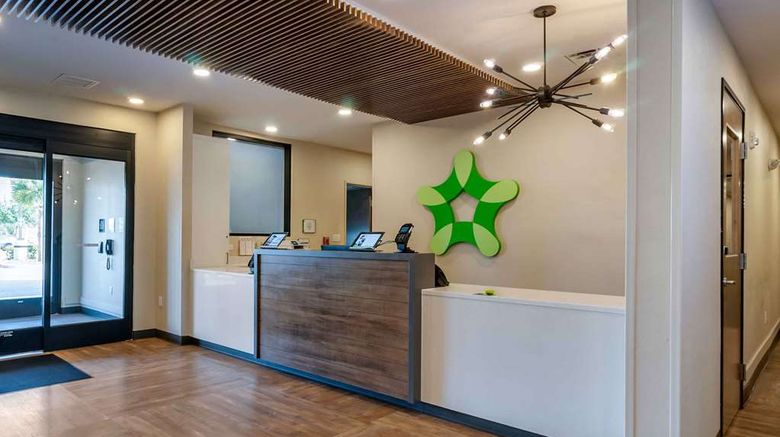 <b>Extended Stay America Prem Stes Prt Char Lobby</b>. Images powered by <a href="https://iceportal.shijigroup.com/" title="IcePortal" target="_blank">IcePortal</a>.