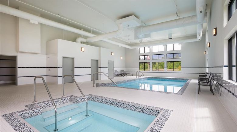 <b>Best Western Plus Gateway to the Falls Pool</b>. Images powered by <a href="https://iceportal.shijigroup.com/" title="IcePortal" target="_blank">IcePortal</a>.