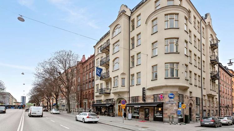 Best Western Hotel at 108 Other