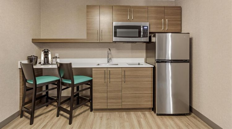 Best Western Plus West Edmonton Room