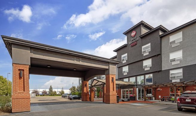Best Western Plus West Edmonton Exterior