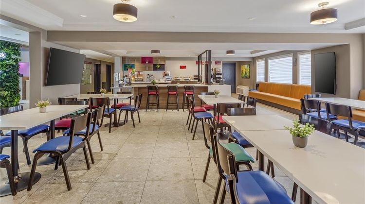 Best Western Plus West Edmonton Restaurant