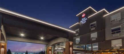 Best Western Plus West Edmonton Exterior