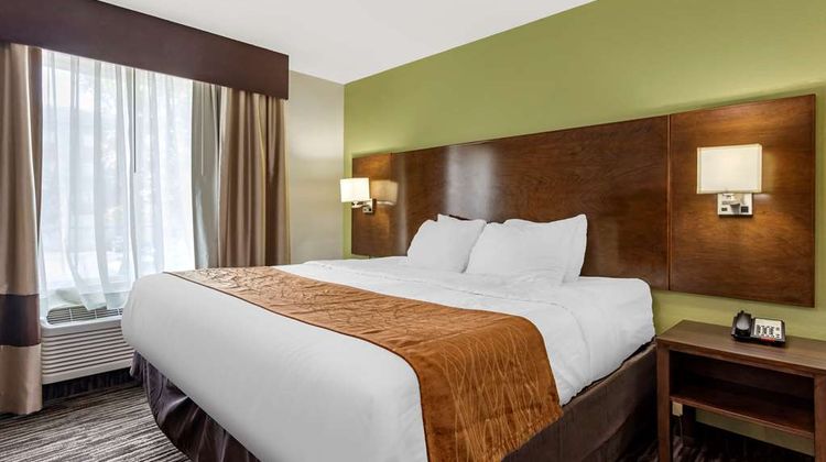 Comfort Inn & Sts N Little Rock JFK Blvd Suite