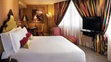 <b>The Scarlet Singapore Suite</b>. Images powered by <a href="https://iceportal.shijigroup.com/" title="IcePortal" target="_blank">IcePortal</a>.
