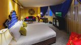 <b>The Scarlet Singapore Suite</b>. Images powered by <a href="https://iceportal.shijigroup.com/" title="IcePortal" target="_blank">IcePortal</a>.