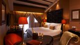 <b>The Scarlet Singapore Room</b>. Images powered by <a href="https://iceportal.shijigroup.com/" title="IcePortal" target="_blank">IcePortal</a>.