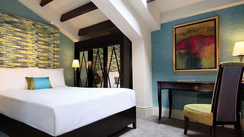 <b>The Scarlet Singapore Room</b>. Images powered by <a href="https://iceportal.shijigroup.com/" title="IcePortal" target="_blank">IcePortal</a>.