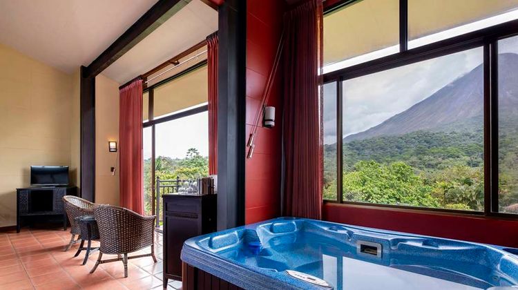 Arenal Kioro Suites & Spa Suite