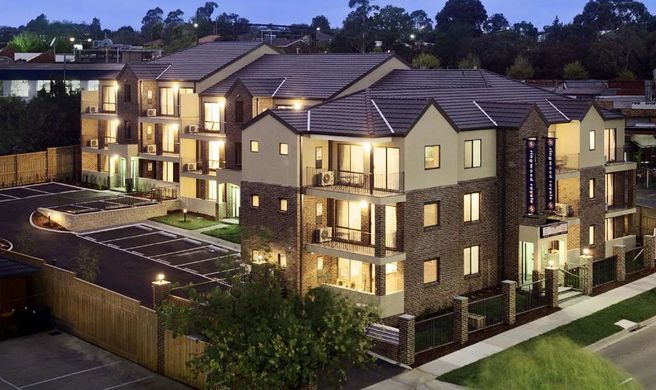 Ringwood Royale Apartment Hotel Exterior