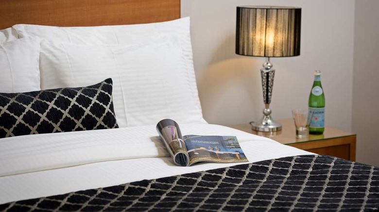 <b>Ringwood Royale Apartment Hotel Room</b>. Images powered by <a href="https://iceportal.shijigroup.com/" title="IcePortal" target="_blank">IcePortal</a>.