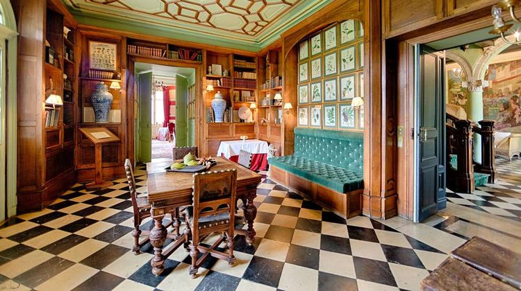 Chateau de la Bourdaisiere Lobby
