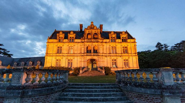 <b>Chateau de la Bourdaisiere Exterior</b>. Images powered by <a href="https://iceportal.shijigroup.com/" title="IcePortal" target="_blank">IcePortal</a>.