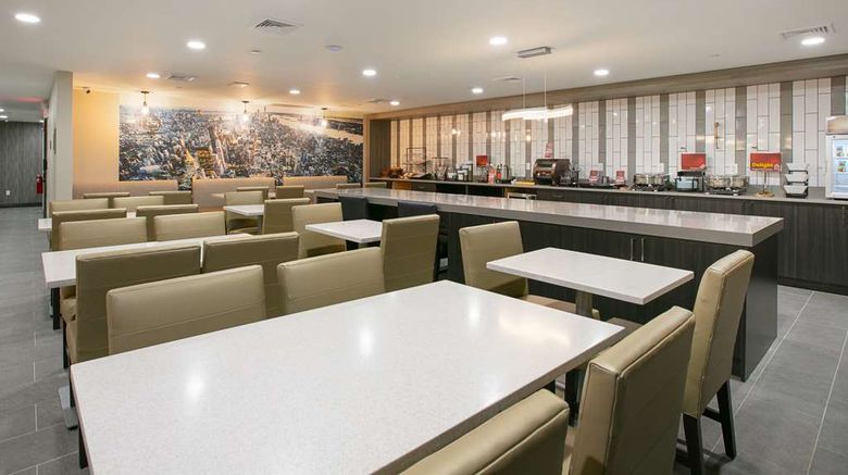 <b>Best Western Plus Exec Residency Bronx Restaurant</b>. Images powered by <a href="https://iceportal.shijigroup.com/" title="IcePortal" target="_blank">IcePortal</a>.